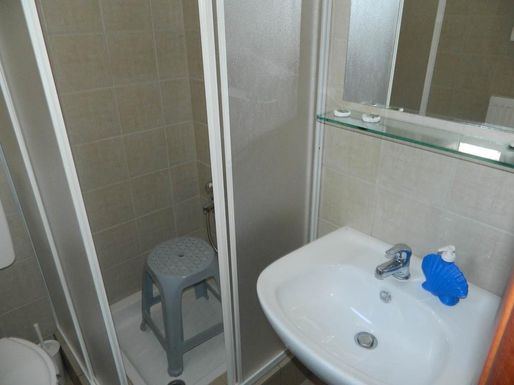 Hotel Peridromos Levádeia Pokoj fotografie