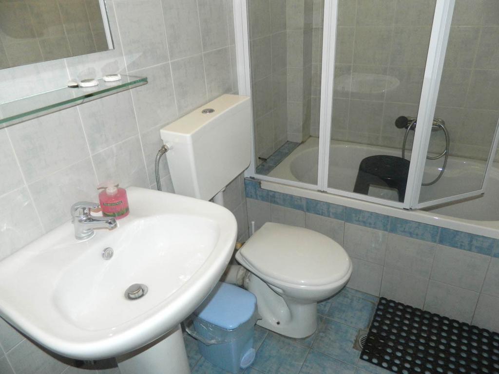Hotel Peridromos Levádeia Pokoj fotografie