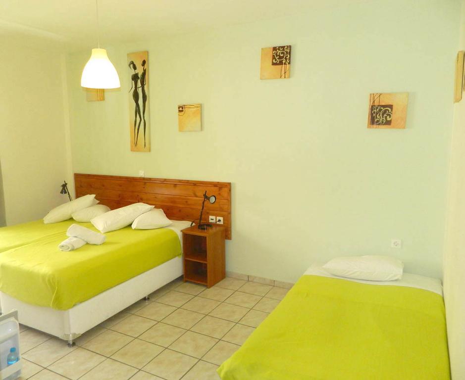 Hotel Peridromos Levádeia Pokoj fotografie