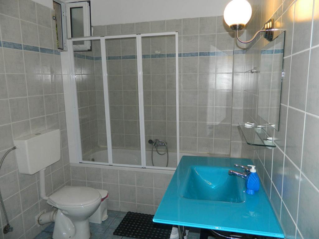 Hotel Peridromos Levádeia Pokoj fotografie