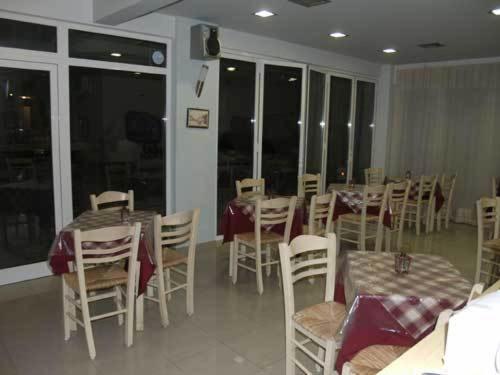 Hotel Peridromos Levádeia Exteriér fotografie